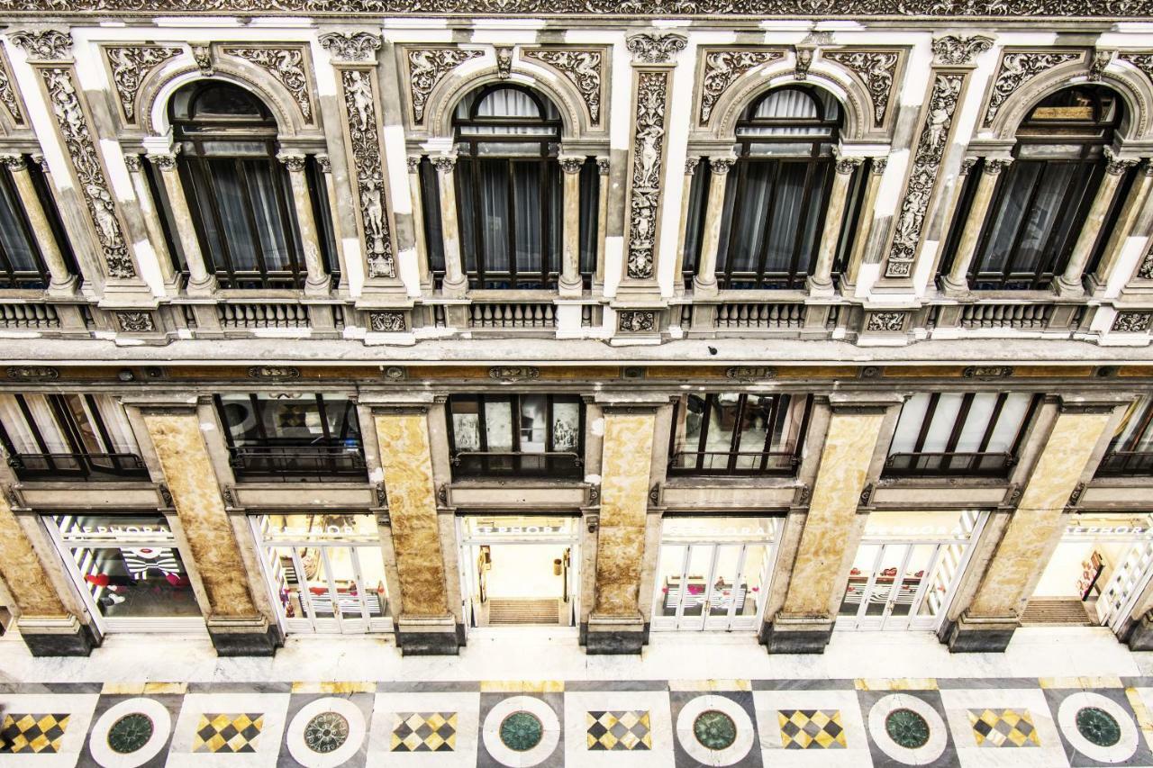 Domus Sibyllina, Galleria Umberto I Неаполь Екстер'єр фото